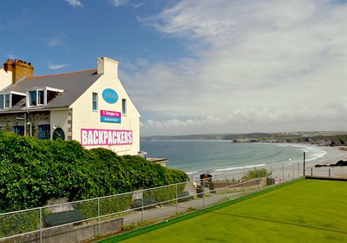 St Christopher's Newquay Albergue *